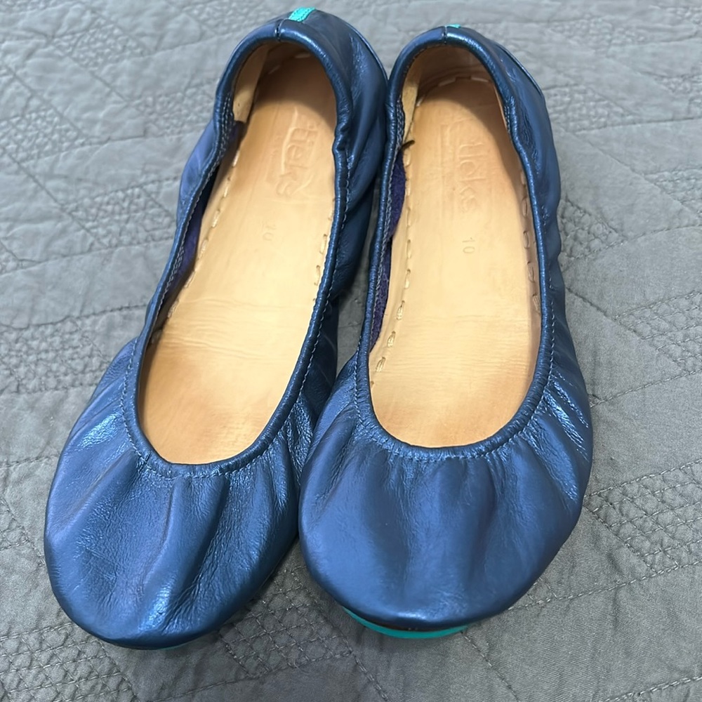 Midnight blue tieks size 10